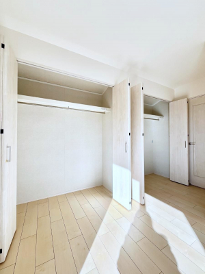 ���[�@�������a�����������Ղ�̎��[�X�y�[�X�ŉ��K�ɕ�点���� 