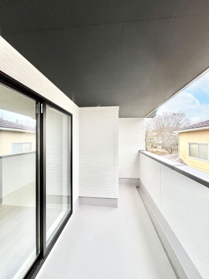 �o���R�j�[�@�����`Balcony�`  �o���R�j�[�͉������z���������݁A���z�c����󕨂��C�����悭�������Ƃ��ł��܂��B  �g���₷���J���I�ȃo���R�j�[�ł����z�����������Ղ�~�蒍���A�o���R�j�[�t���Z�܂��B  