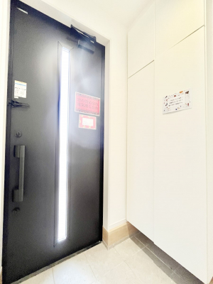 ���ց@�����`Entrance�`�@�Ƃ̒��ł��q�l���}����ŏ��̏ꏊ�ł��錺�ւ́A�Ƃ̈�ۂ��̂��̂ł��I�L�x�Ȍ��֎��[�ŁA����Y��ɕۂ��Ƃ��o���܂��􌺊ւɂ͂����Ղ���[�̉��ʔ��������I