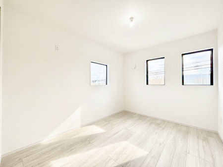 �Q���@�g���₷���`�Ńx�b�g��Ƌ�̒u�����ɂ����邱�Ƃ�����܂���B   