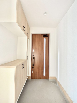 ���ց@�����`Entrance�`�@�Ƃ̒��ł��q�l���}����ŏ��̏ꏊ�ł��錺�ւ́A�Ƃ̈�ۂ��̂��̂ł��I�L�x�Ȍ��֎��[�ŁA����Y��ɕۂ��Ƃ��o���܂��􌺊ւɂ͂����Ղ���[�̉��ʔ��������I