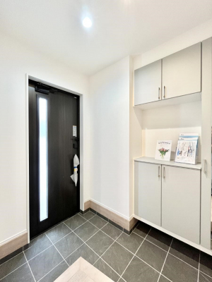 ց@KXXbg̓փhAɌ͂Ă܂