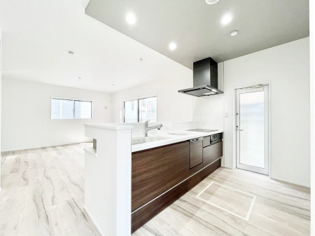 Lb`@Ȃ炲ƑƂ̉by߂ΖʃJE^[Lb`