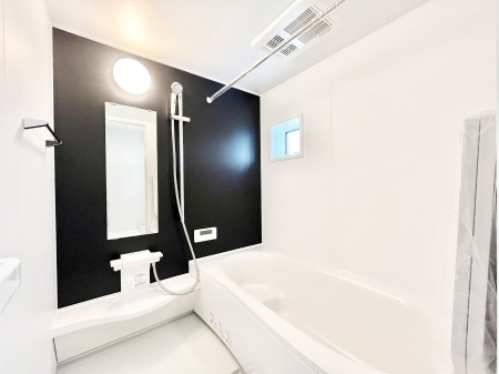 @`Bath Room`@͋C̗ŖɌătbVB@\tĂ̂ŗׂ̐@uŐ􂢏オ󕨂AJ̓VCCɂ邱Ƃ\łB