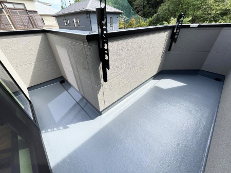 oRj[@`Balcony`  oRj[͉z݁Azc󕨂C悭Ƃł܂B  g₷JIȃoRj[łzՂ~蒍AoRj[tZ܂B  