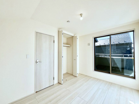 �q�������@�q�������ɂ��������߂Ȏ��[�X�y�[�X�����Ղ�̋���