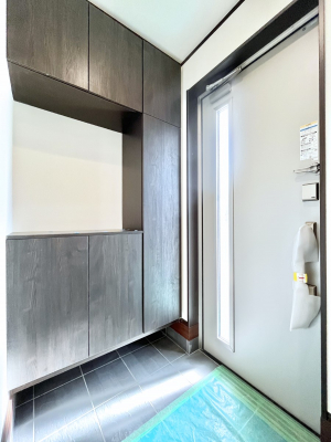 ���ց@������A�������`Entrance�`�@�Ƃ̒��ł��q�l���}����ŏ��̏ꏊ�ł��錺�ւ́A�Ƃ̈�ۂ��̂��̂ł��I�L�x�Ȍ��֎��[�ŁA����Y��ɕۂ��Ƃ��o���܂��􌺊ւɂ͂����Ղ���[�̉��ʔ��������I