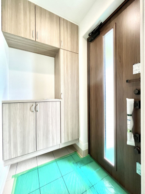 ց@A`Entrance`@Ƃ̒łql}ŏ̏ꏊł錺ւ́AƂ̈ۂ̂̂łILxȌ֎[ŁAYɕۂƂo܂􌺊ւɂ͂Ղ[̉ʔI