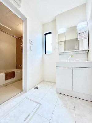 ���̑��@�������̂�����K��Ԃł��B�����̐g�x�x���C�����ǂ����g�������܂��B