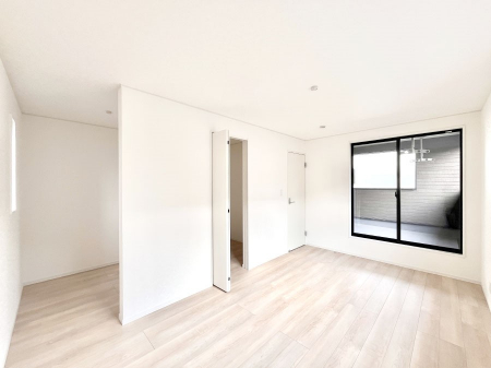 ���̑����ρ@���邢�o���R�j�[�T�C�h�ɗm����ݒu�B�ڊo�߂̗ǂ��Q���ɁB 