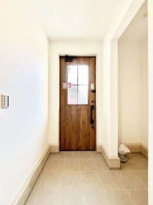 ���ց@�����`Entrance�`�@���ւ͉Ƃ̊�Ƃ����܂����䂪�Ƃ̃Z���X�����肰�Ȃ����������閣�͂��錺�֑�����y���݂̈�B�A���x�ɉƑ����ق��Ƃł���S�n�悢��ԑ������؂ł��ˁ�