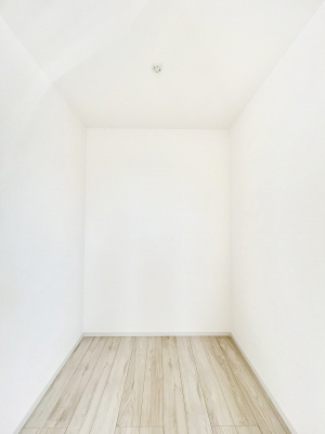 ���̑��@�����`Walk-in Closet�`�@�K�v�Ȃ��̂�R�[�f�B�l�[�g���ꗗ���Ċm�F�ł��A�g�x�x�⏀�����Z���ԂōςރE�H�[�N�C���N���[�[�b�g��ݒu���܂����B�Ƃ̒�����������Ƃ�����֗��Ȏ��[�X�y�[�X�ł��B