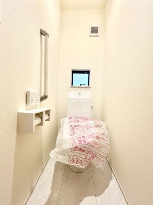 gC@gC1K2KꂼɔzuĂĂƂĂ֗łB 