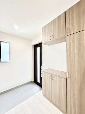 ց@ʔ͂Ƒ̎ʐ^G߂̃CeAŏIƂĉoł܂