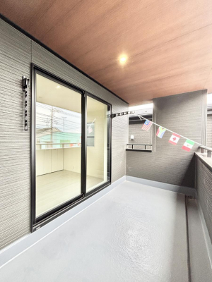 oRj[@1`Balcony`@Ci[oRj[͐󕨂Xy[XƂċ}ȉJŐ󕨂GĂ܂̂hł܂`FAł낢AĂɂ͎Cɂrj[v[y߂܂ˁ