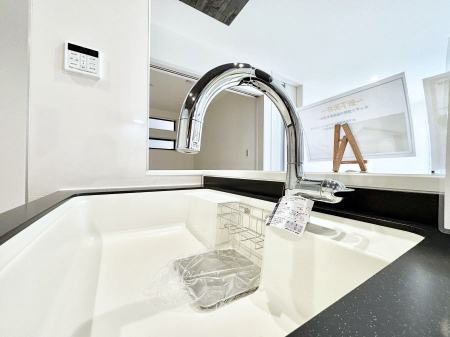 ̑ρ@򐅊̌^̃Lb`Ő􂢕pEpƐ؂ւȒPI^b`XōXɕ֗ɁI