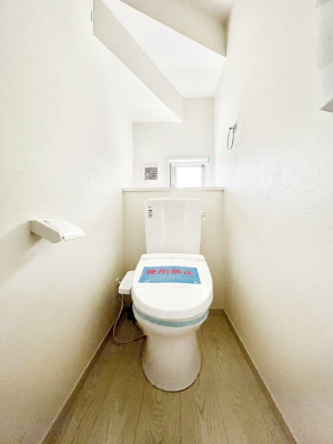 gC@`Toilet`@YEXbLEKȃEHVbgtgCł낰ԂłBgC͖g킴𓾂Ȃ́BۂłˁBgC2̂Œ̍Gɕ֗łI