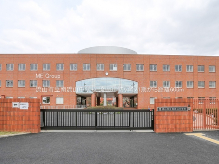 ӊ@wZ 600m Rs여RwZ