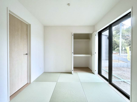 ̑ρ@rOƗׂ荇ĂaBقƈꑧła̋ԂYꂸɁB 