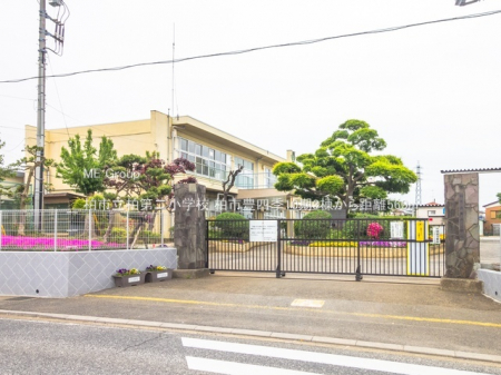 ӊ@wZ 560m s񏬊wZ