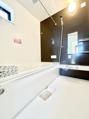 �����@�������������͋C�ł�����芰����o�X���[��