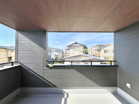 oRj[@Ci[oRj[Ȃ̂ŉJł󕨂oāAʂ̂ŊǂAXy[XƂďd󂵂܂B 