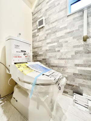 gC@`Toilet`@YEXbLEKȃEHVbgtgCł낰ԂłB1A2KɃgCXy[XǏ薾邭AKԂƂȂĂ܂gꏊ炱̔złI