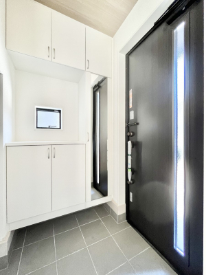 ���ց@�������Q�������`Entrance�`�@���ʔ��~���[�t�Ȃ̂ŁA���o�����O�̐g�����Ȃ݃`�F�b�N�Ɂ����ւ͂��q�l�����o�}�������ԍŏ��̏ꏊ�A�A���Ă��鎞�ɓ���ŏ��̏ꏊ�B����ȏꏊ�����炱���A���ǂ���ԂɁ�