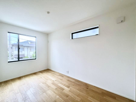 ̑ρ@No.1`Bed Room`2ʍ̌mۂ邢́AʂǂAϋSn̗ǂԂƂȂĂ܂Bu₩ȕċN钩́AK̎n܂ɁIʕƂĂǂZ܂