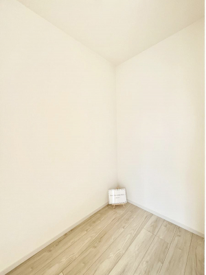 ̑@`Walk-in Closet`@KvȂ̂R[fBl[gꗗĊmFłAgxx⏀ZԂōςރEH[NCN[[bgݒu܂BƂ̒Ƃ֗Ȏ[Xy[XłB