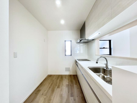 Lb`@u₩ȕʂ蔲Lb`B̂Ŗ邭Cɂ𗧂܂B