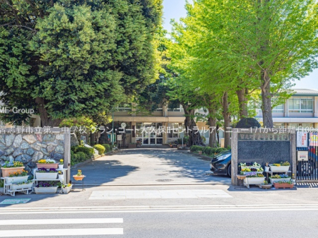 ���ӊ��@���w�Z 1100m �K�u��s����񒆊w�Z