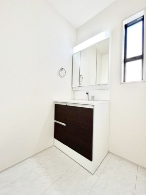 ̑@Ă̂ŎC̑ꏊłC\s܂B