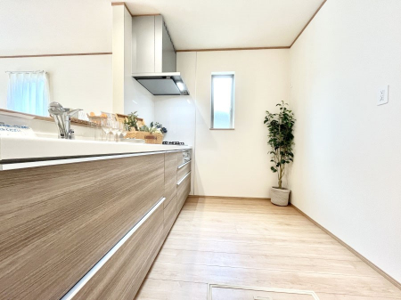 Lb`@`Kitchen`@R鑋̂Lb`gꏊ炱Agl܂BƂLb`R[i[͎LȎdオƂȂĂ܂B