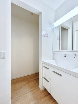 ���̑����ρ@�֗��ȃ��l���ɂŁA�X�b�L�������g���₷�����ʎ���  