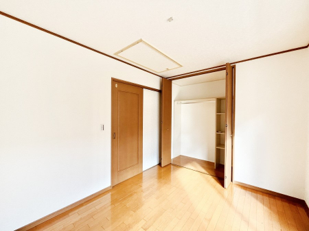 Q@g₷`ŃxbgƋ̒uɂ邱Ƃ܂B   