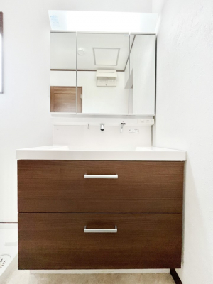 ʑEʏ@[͂Ƌ@\ɗDꂽꃉNNʉϑI  