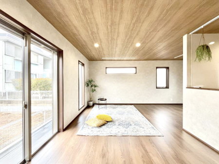 ̑ρ@`Living`@Ƒ̐HĉقAqǂV΂AFl肷LDK͏Z܂̒SBԉ߂ꏊA̋Ԃ͏Z܂Ŝ̋SnE܂B