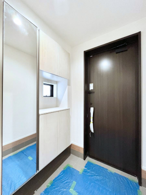 ց@P`Entrance`@ʔ~[tȂ̂ŁAoO̐gȂ݃`FbNɁւ͂qlo}ԍŏ̏ꏊAAĂ鎞ɓŏ̏ꏊBȏꏊ炱AǂԂɁc