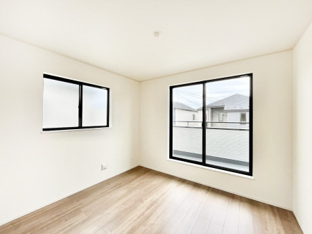 Q@a`Bed Room`@2ʍ̌mۂ邢́AʂǂAϋSn̗ǂԂƂȂĂ܂Bu₩ȕċN钩́AK̎n܂ɁIʕƂĂǂZ܂