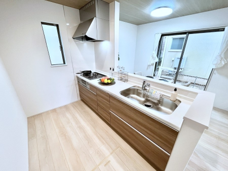 Lb`@JE^[zɊyׂB̂ƔȂ肻łˁB 