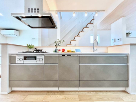 Lb`@H@E򐅊ERcRȂǃfUC@\˔VXeLb`I