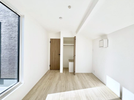 �Q���@�������P�������`Bed Room�`�@�}���V�����ƈႢ�������������̂��ˌ��Ẵ����b�g�ł��B���Ƒ������������ƂŎ苷�Ɋ����Ă����Z�܂����ˌ��Ăł͊e�����v���C�o�V�[��ۂ��Ƃ��ł��܂��B