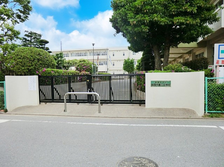 ӊ@wZ 1300m 䑷qs䑷qOwZ