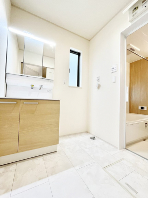 ӊ@wZ 310m KusPYwZ