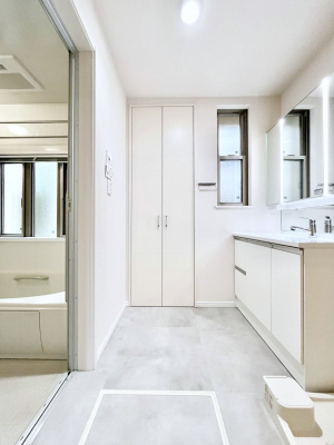 ̑@Ƃ̐ʃXy[XŒ̐gxxNN  