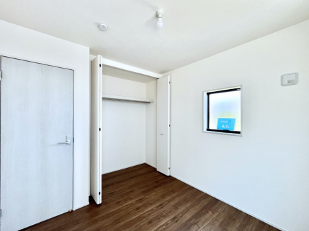 ���̑����ρ@�o���R�j�[���J�������v���X���Ă����m��