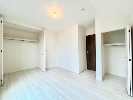 �q�������@�q�������ɂ��������߂Ȏ��[�X�y�[�X�����Ղ�̋���