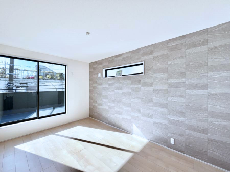 �Q���@�������Q�������`Bed Room�`�@�؂̉����肪�₳�����t���[�����O�͈��炬�������炷�v���C�x�[�g��ԁB����߂̃t���[�����O�ł��̂ŁA�ǎ��Ƃ��}�b�`���A���������X�ɍL�������Ă������ʂ��B