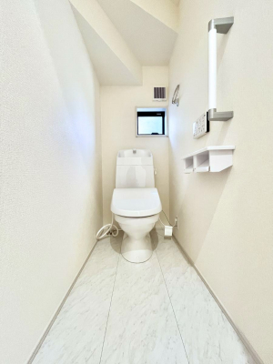 �g�C���@�������Q�������`Toilet�`�@�������̂��鐅����g�C���̓E�H�V�����b�g�t���ł����g�C���͖����g�킴��𓾂Ȃ����́B����������ۂ������ł��ˁB�g�C����2��������̂Œ��̍��G���ɕ֗��ł��I